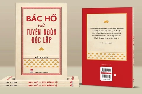 Книга автора-журналиста Киеу Май Шона «Дядя Хо написал Декларацию Независимости». (Фото: baoquocte.vn)