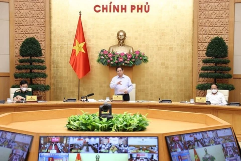 Премьер-министр Фам Минь Тьинь выступил на заседании. (Фото: ВИА)