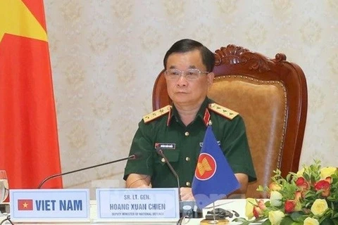 Заместитель министра нобороны генерал-полковник Хоанг Суан Чиен на мероприятии. (Фото: tienphong.vn) 