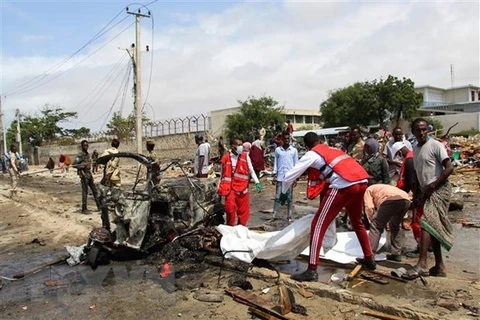 Сцена взрыва террориста-смертника в столице Сомали Могадишо. (Фото: AFP/ВИA)