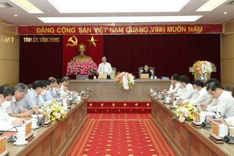 Выступает член Политбюро, Постоянный член Секретариата ЦК партии Во Ван Тхыонг (Фото: ВИА)