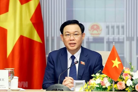 Председатель Национального собрания Выонг Динь Хюэ. (Фото: ВИА)