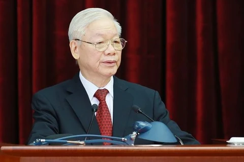 Генеральный секретарь Нгуен Фу Чонг выступает со вступительной речью на 4-м пленуме ЦК КПВ. (Фото: ВИА)