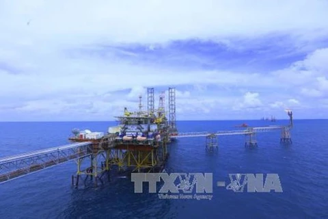 Вьетнам разрабатывает нефть и газ на шельфе месторождения Батьхо. (Фото: ВИА) 