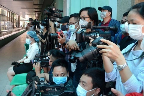 Во Вьетнаме в агентствах печати работает около 40 тысяч человек, из которых 17.161 человек получили удостоверение журналиста. (Фото: ВИА)