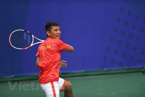 Вьетнамский теннисист Ли Хоанг Нам (Фото: ВИА) 