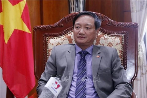 Посол Вьетнама в Лаосе Нгуен Ба Хунг (Фото: ВИА) 