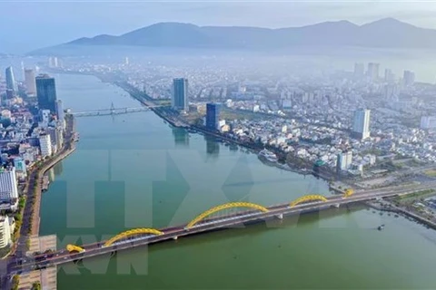 Вид с воздуха на центр города Дананг. (Фото: ВИА) 