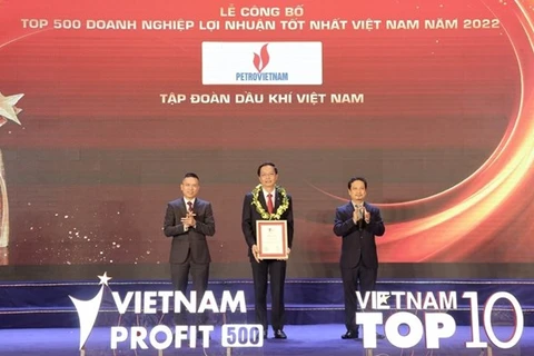 Рейтинги, составленные Vietnam Report, были объявлены на церемонии в Ханое 25 октября. (Фото: ВИА) 
