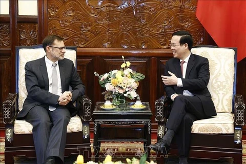 Президент Во Ван Тхыонг принял г-на Эндрю Голедзиновски, посла Австралии во Вьетнаме. (Фото: Тхонг Нят/ВИА)