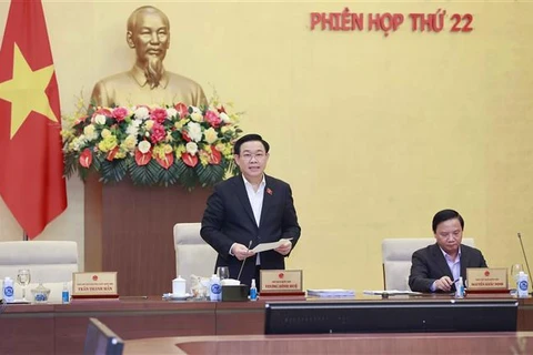 С заключительной речью выступил председатель Национального собрания Выонг Динь Хюэ. (Фото: Зоан Тан/ВИА)