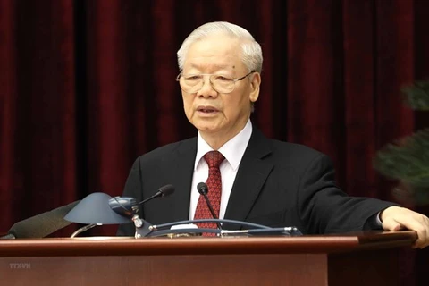 Генеральный секретарь ЦК КПВ Нгуен Фу Чонг выступил с речью на закрытии промежуточного заседания ЦК КПВ 13 созыва. (Фото: ВИА)