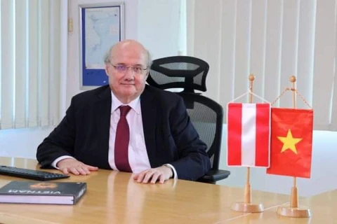 Посол Ханс-Петер Гланцер: Визит президента Во Ван Тхыонга в Австрию способствует дальнейшему укреплению отношений между двумя странами. (Фото: ВИА)