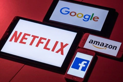 За первые 6 месяцев года Google, Apple, Facebook, Netflix, TikTok, Microsoft выплатили в бюджет почти 4 миллиарда донгов. (Фото: vietnambiz.vn)