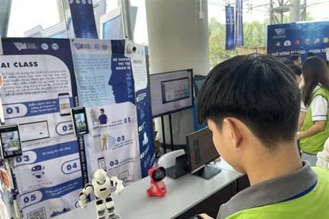Продукция научно-технологической компании демонстрируется на выставке (Фото: ВИA)