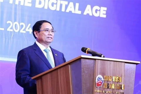 Премьер-министр Фам Минь Тьинь выступает на круглом столе по вопросам бизнеса (Фото: ВИA)