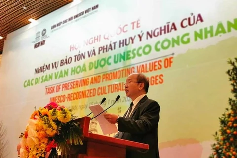 Председатель VFUA Нгуен Суан Тханг выступает на мероприятии (Источник: ВИА)