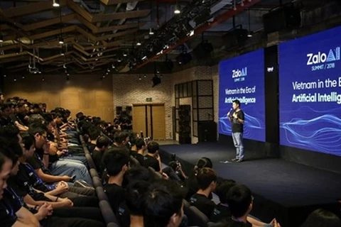 Ki-Ki - первый вьетнамский чатбот, представленный на конфиренции Zalo AI Summit 2018 в конце декабря 2018 года. Вьетнамское сообщество ИИ продемонстрировало оптимизм в дальнейшем развитии технологий ИИ (Фото: brandsvietnam.com)