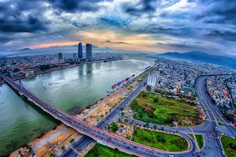 Вид на Дананг. Центральный прибрежный город становится привлекательным местом для иностранных инвесторов. (Фото: nhadautu.vn)