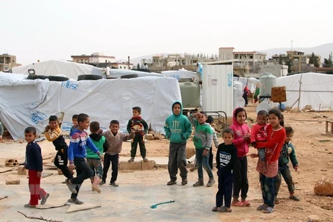 Сирийские дети в лагере беженцев в долине Бекаа, Ливан (Источник: AFP / ВИА)