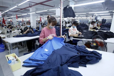 Швейная фабрика в районе Майхао провинции Хынгйен (Фото: ВИА)