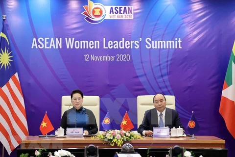 Саммит женщин-лидеров АСЕАН в Ханое (Фото: ВИА) 