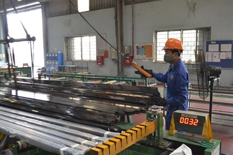 Компания Hoang Vu в промышленном комплексе Бактылием, Ханой. За первые шесть месяцев 2021 года в Ханое было зарегистрировано 13.125 новых предприятий (Фото: ВИА).
