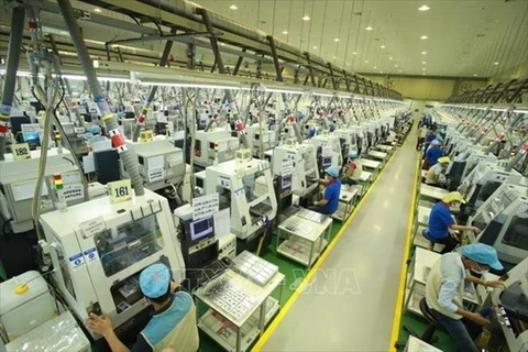 Производственная линия фирмы с иностранными инвестициями в провинции Тайнгуен (Фото: ВИА)