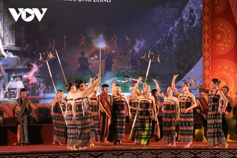14-й Фестиваль культуры, спорта и туризма этнических меньшинств в провинции Тхыатхьен-Хюэ 2022 года.