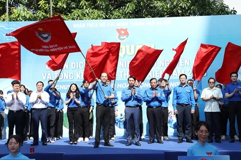 Коммунистический союз молодежи имени Хошимина в городе Ханой запускает молодежную волонтерскую кампанию на лето 2023 года (Фото: ВИA)