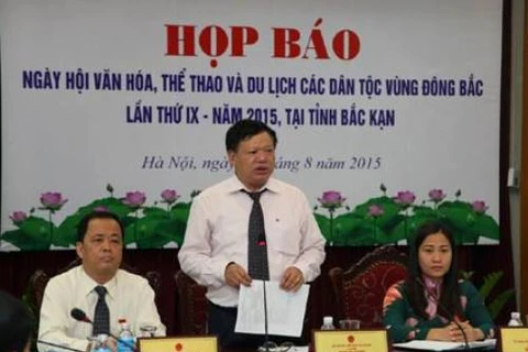 越南文化体育与旅游部民族文化司司长黄德厚在新闻发布会上发表讲话（图片来源：越通社）