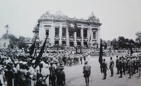 越南1945年八月革命的场景