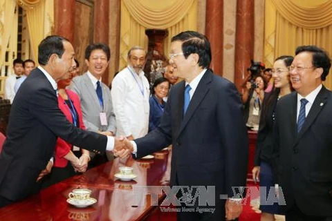 越南国家主席张晋创会见参加第七届亚太地区声援古巴大会代表团。