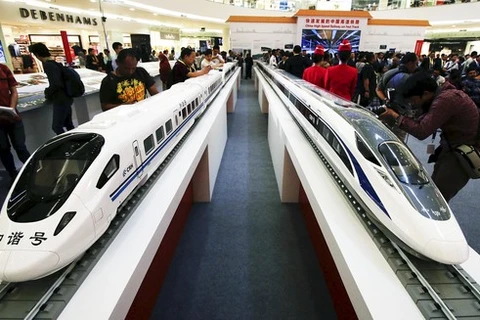 中国高铁模型（图片来源：路透社）
