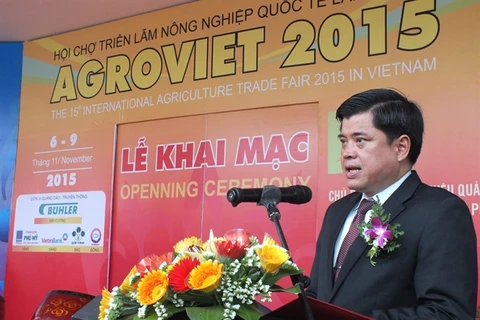 越南农业与农村发展部副部长陈清南在开幕式上发表讲话（图片来源：nongnghiep.vn)