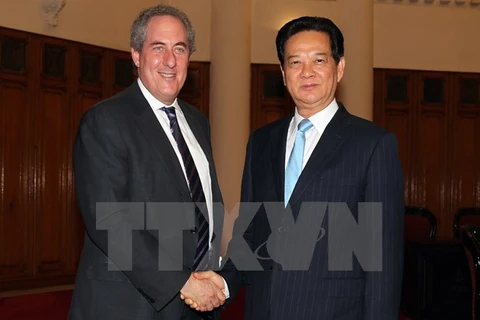 越南政府总理阮晋勇会见美国贸易代表弗罗曼