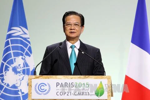 越南政府总理阮晋勇主持召开应对九龙江三角洲气候变化的对话会（图片来源：越通社）