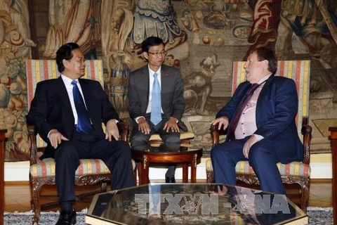 越南政府总理阮晋勇会见比利时众议院议长西格弗里德·布拉克(图片来源：越通社）