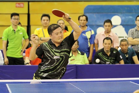 越南乒乓球选手武孟强