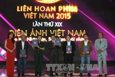 2015年第19届越南电影节闭幕式（图片来源：越通社）