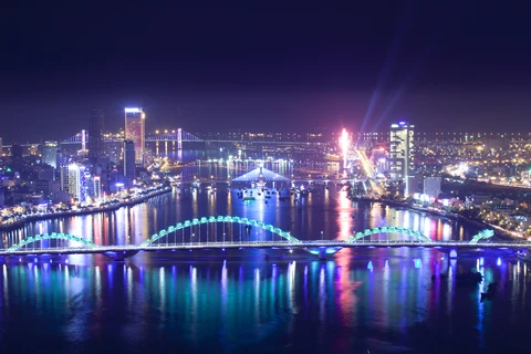 岘港市美丽夜景​ 