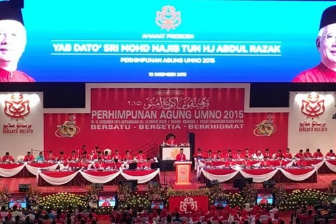 巫统主席兼马来西亚总理纳吉布•拉扎克在开幕式上发言。