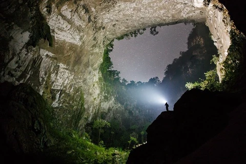 越南广平省山洞窟（图片来源：Ryan Deboodt）