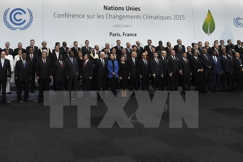 各国领导在COP 21 开幕式上合影。