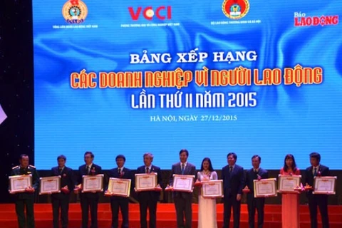 表彰会场景（图片来源：vietnam+)