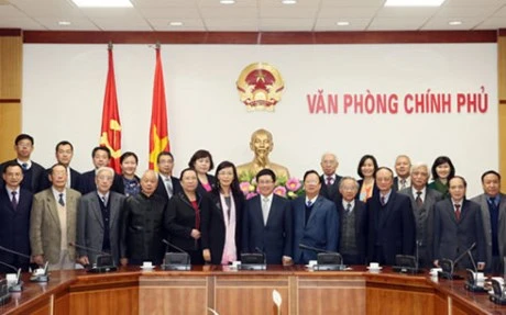 越南政府副总理兼外交部长范平明会见中国人民对外友好协会副会长林怡和