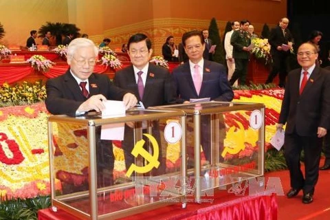 现任越共中央总书记阮富仲是180名中央委员之一。