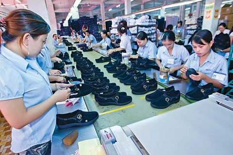 越南集中投资提高劳动生产率。