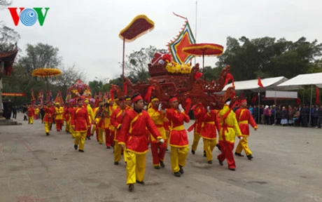 昆山—劫泊春节庙会​的迎轿仪式