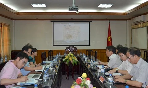 河南省人民委员会同HTC公司代表举行会议​ （图片来源：越通社）